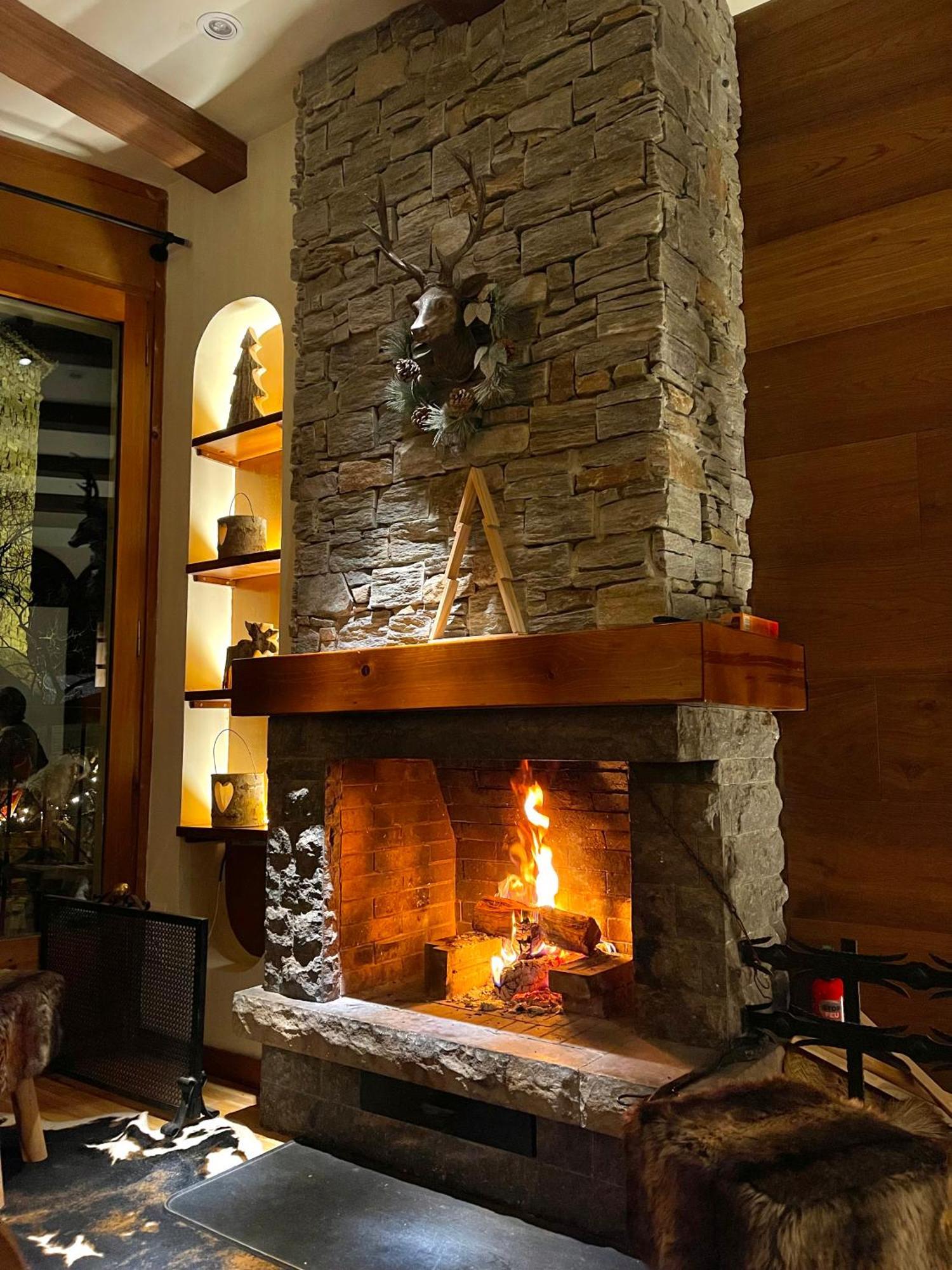 Casa Matilda - Apartamento Con Chimenea, Vistas, Rustico-Elegante En El Centro Sant Joan de les Abadesses Buitenkant foto
